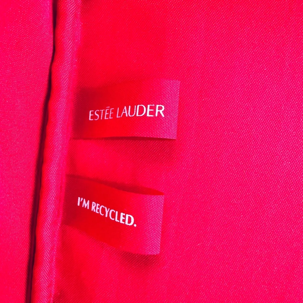 Estee Lauder Vibrant Red Quilted Star Velvet Travel Train Makeup Case